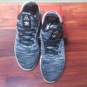 Pharrell Williams Adidad Hu